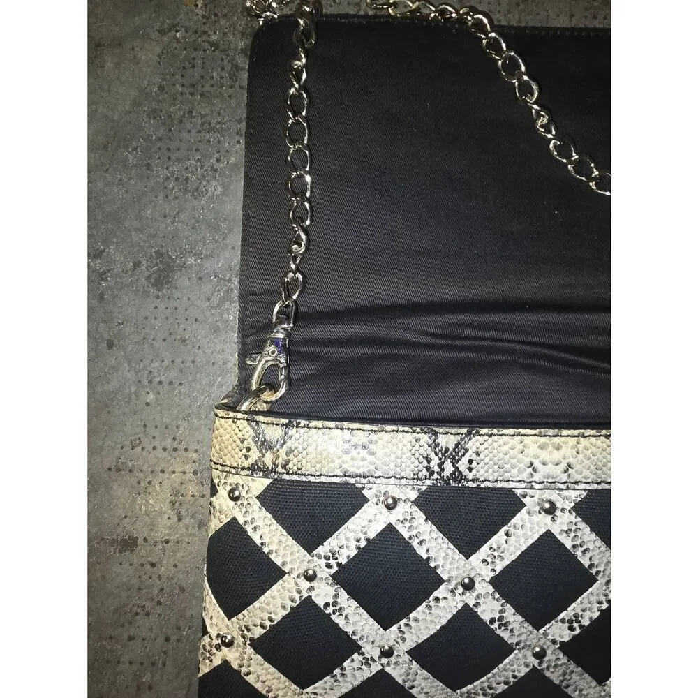 White House Black Market Purse - Picture 7 of 7